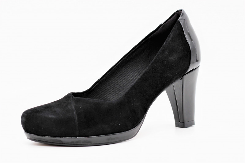 clarks chorus carol
