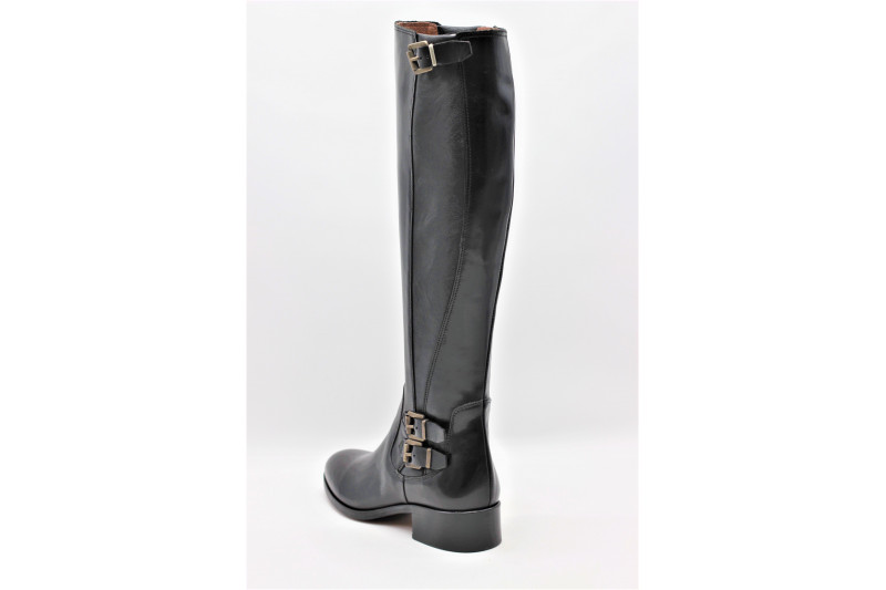 bottes en cuir noir