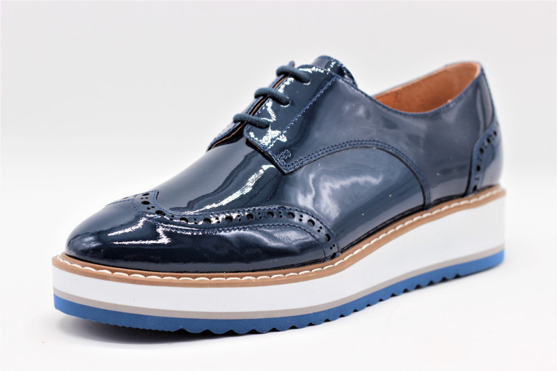 derbies vernies bleu marine femme