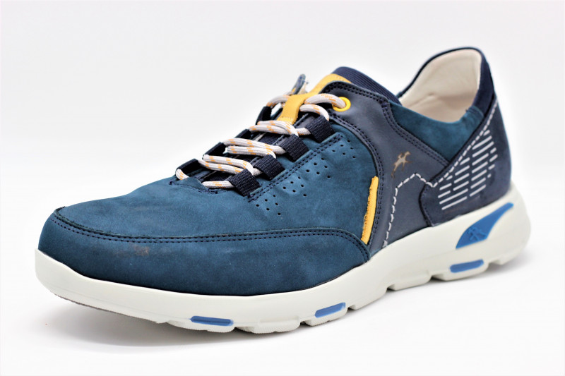 chaussures homme moderne et confortable