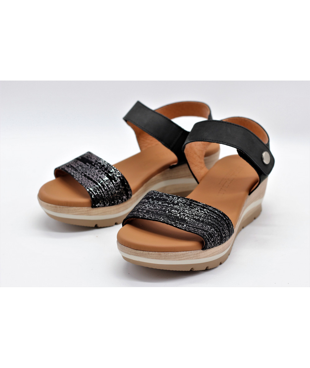 Paulina - La sandale en cuir unique et confortable