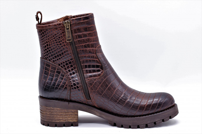 boots minka design croco