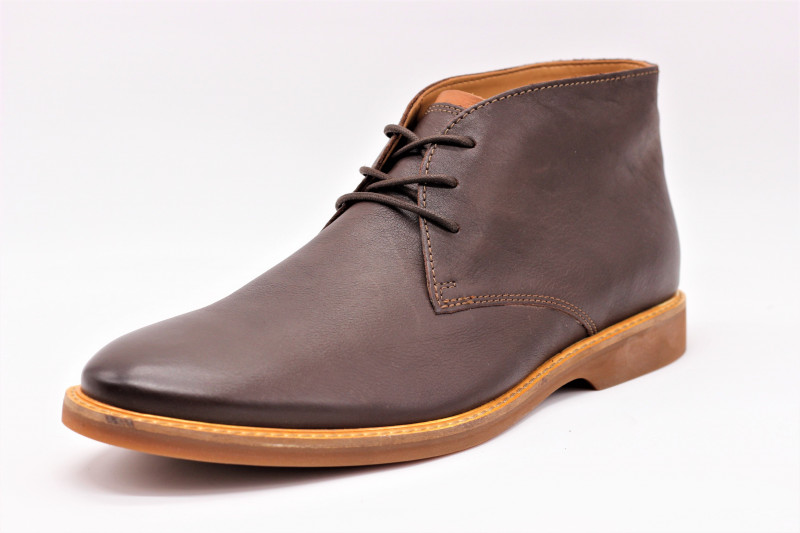 clarks atticus limit chukka boot