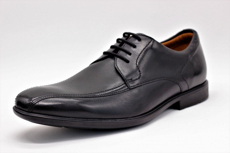 clarks cuir noir