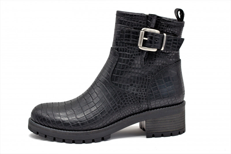 boots minka design croco