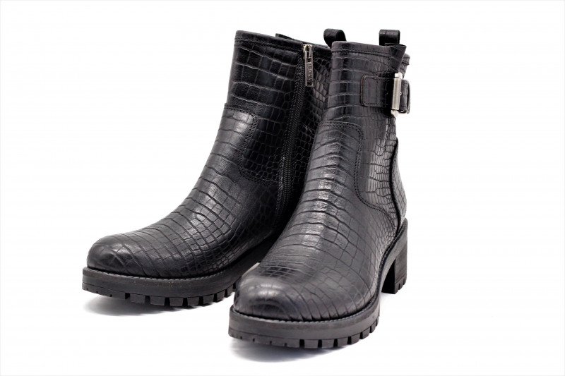 boots minka design croco