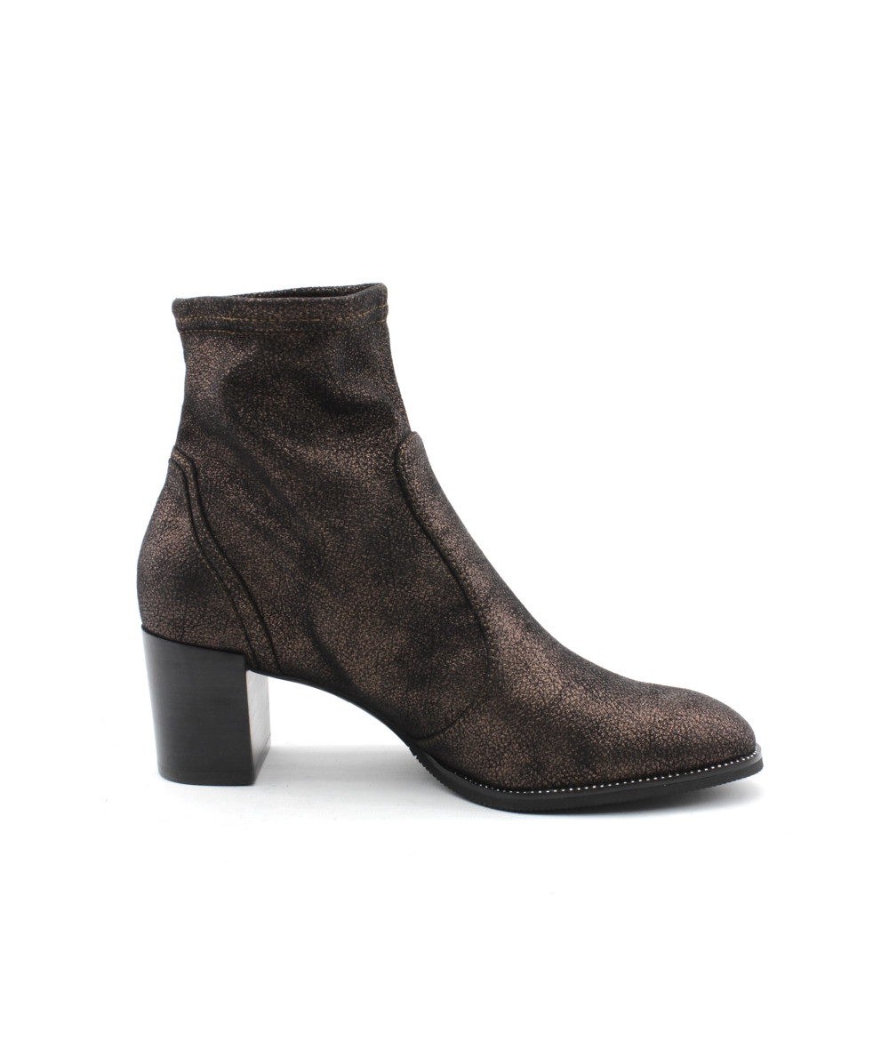 Baskets Chloé Nama pour Femme - Vestiaire Collective